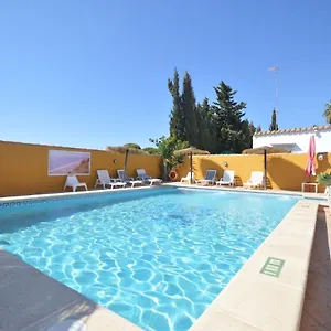 Estudios Con Piscina Compartida En Conil. , Cádiz España