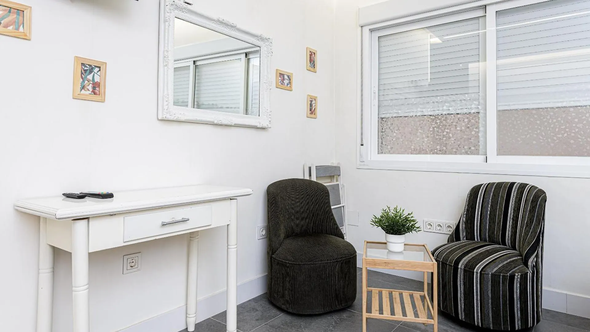 Fabuloso Calle Alamos Suit Apartamento De 2 Habitaciones Màlaga 0*,  Španělsko